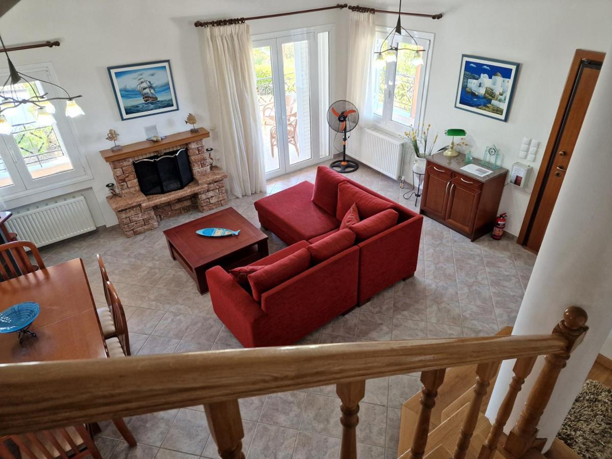 Villa Liana : Luxury Villa With Fantastic Sea View, Near Airport Porto Rafti Exterior photo