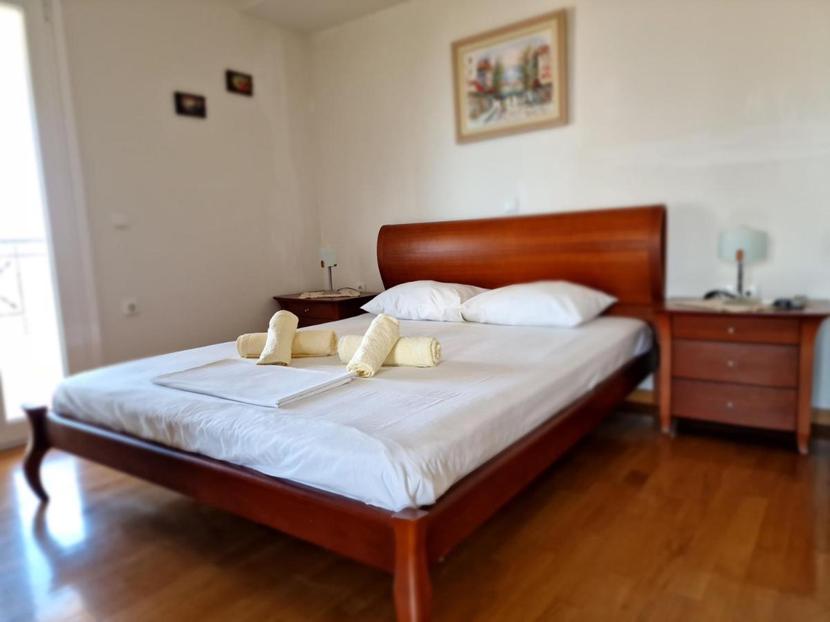 Villa Liana : Luxury Villa With Fantastic Sea View, Near Airport Porto Rafti Exterior photo