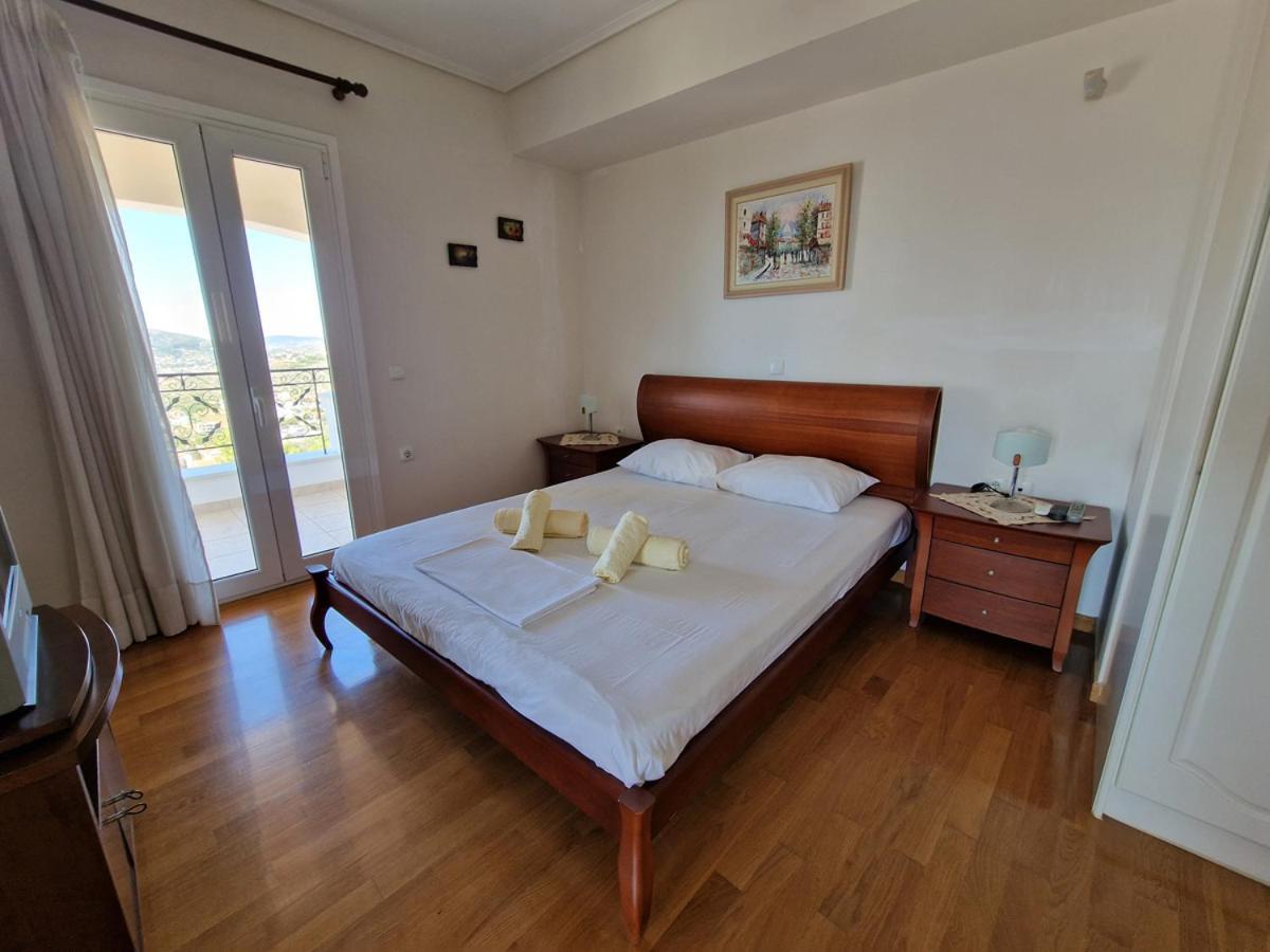 Villa Liana : Luxury Villa With Fantastic Sea View, Near Airport Porto Rafti Exterior photo