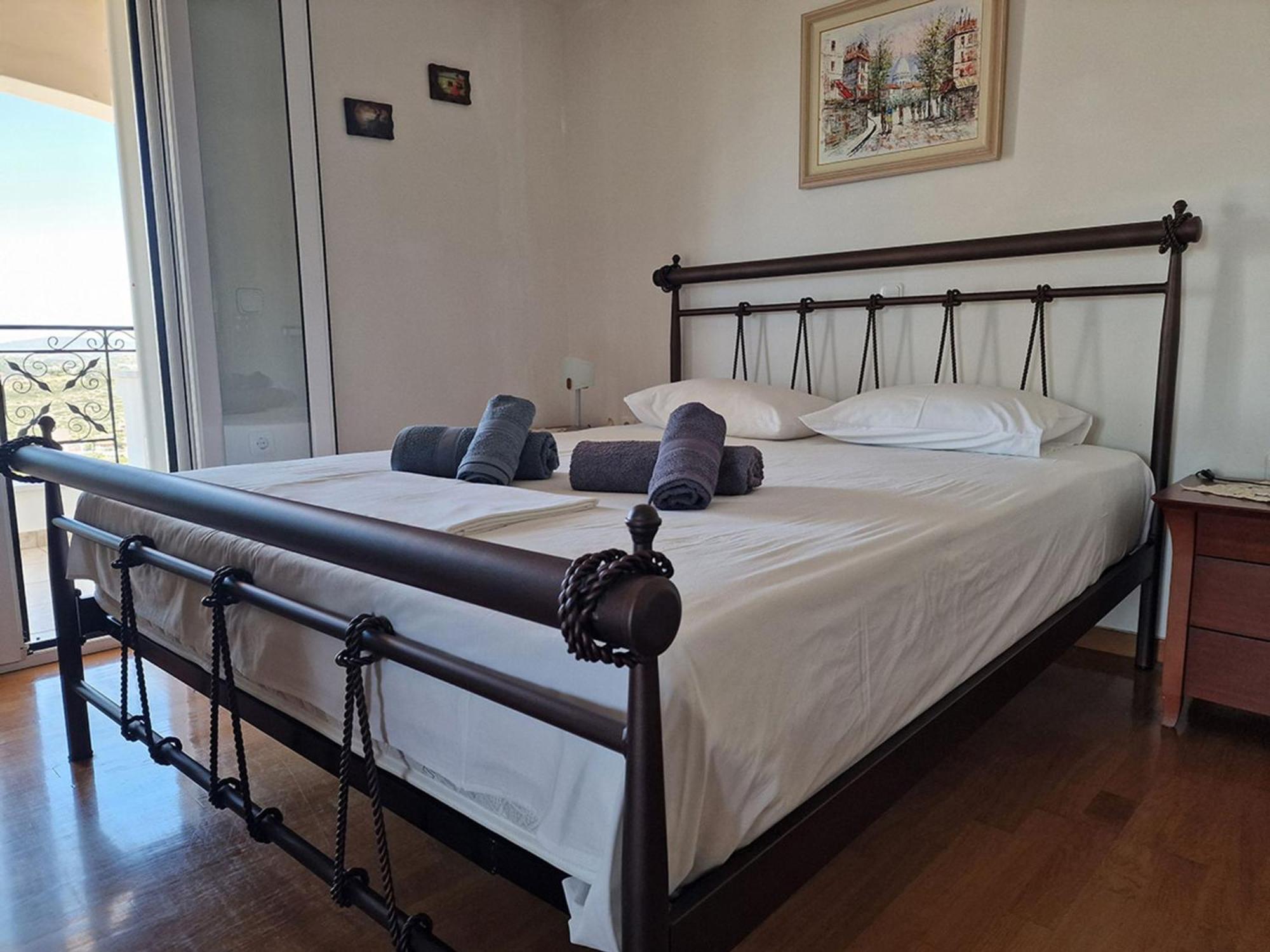 Villa Liana : Luxury Villa With Fantastic Sea View, Near Airport Porto Rafti Exterior photo